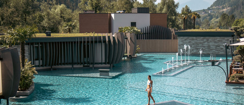 Off to a wellness hotel with your children in South Tyrol!