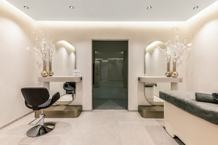 Head Spa at Hotel | Chalet Das Alpenschlössel – 5-Star Wellness Hotel near Merano, South Tyrol