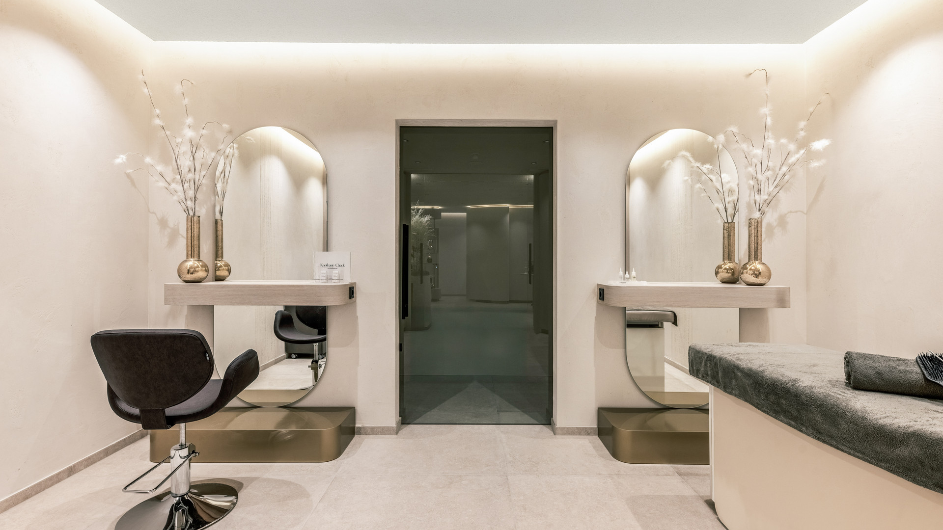 Head Spa im Hotel | Chalet Das Alpenschlössel – 5 Sterne Wellnesshotel bei Meran, Südtirol