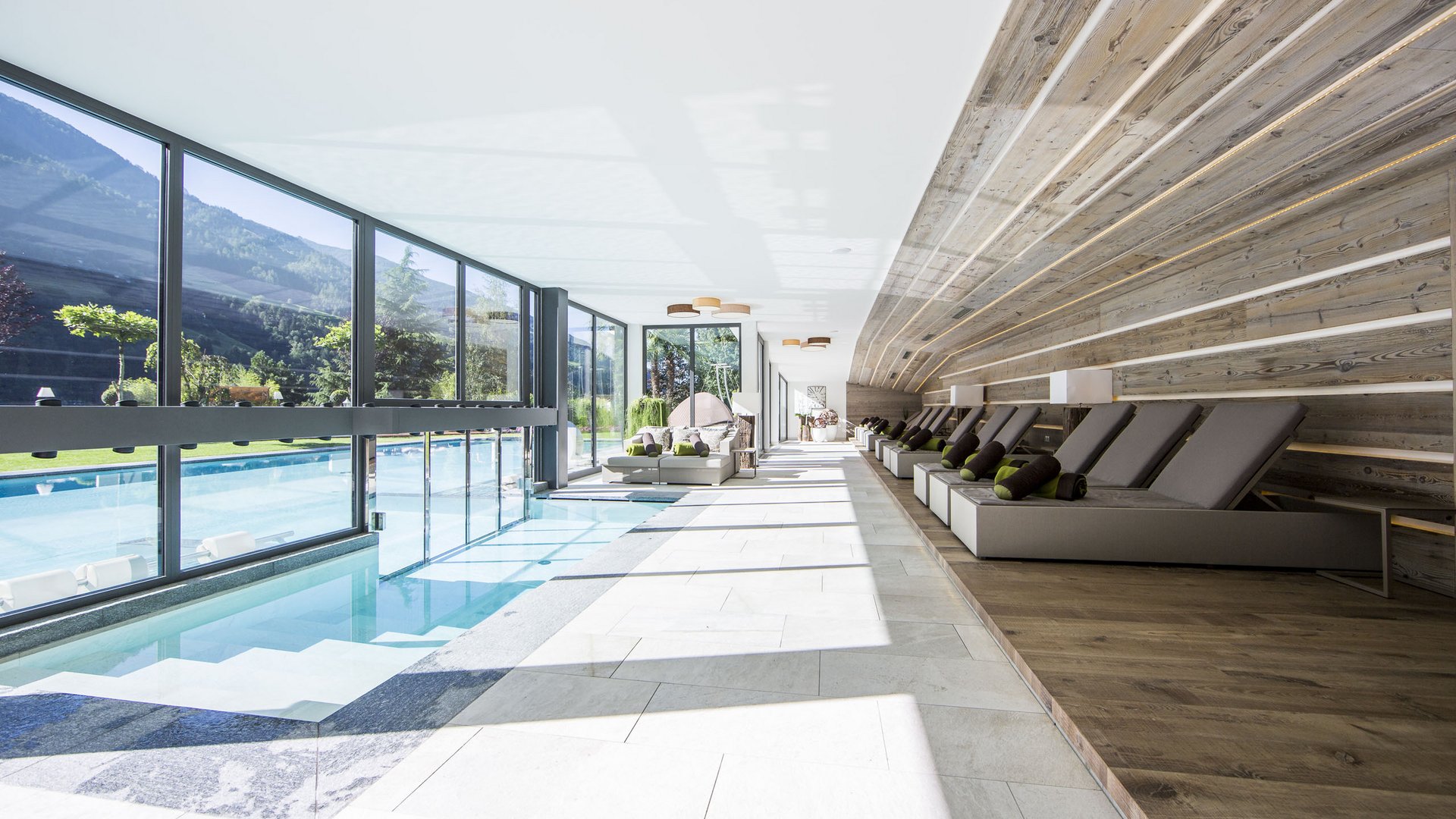 Alpenschlössel: your hotel with infinity pool in South Tyrol