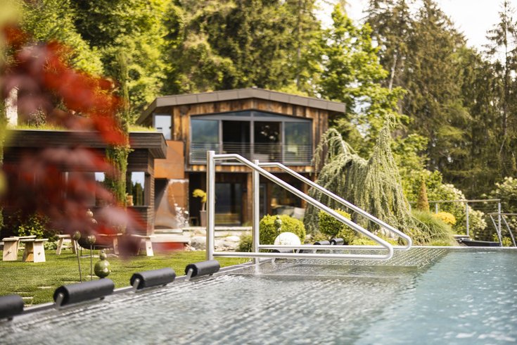 L’Alpenschlössel: il vostro hotel con infinity pool in Alto Adige